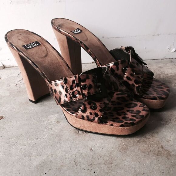 Stuart Weitzman Shoes - Stuart Weitzman Leather y2k Print pinup leopard animal print heel Sandal 8.5